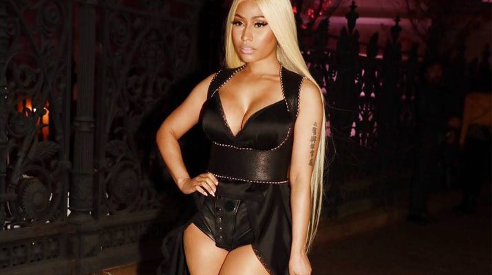 Nicki Minaj muy sexy en Vogue Fashion