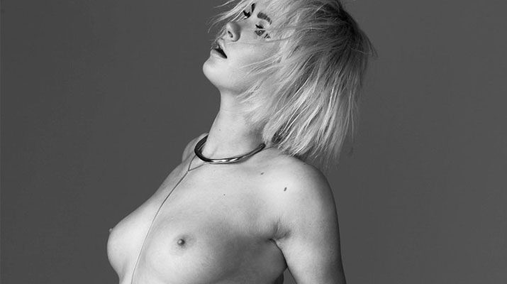 Ireland Baldwin en topless